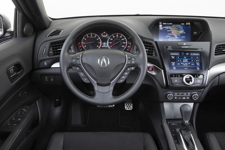 Торпедо Acura ILX (DE) 2016 года  (фото 27 из 32)
